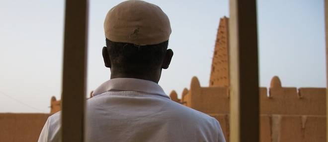 Dernière étape avant la grande traversée du désert, Agadez est sous pression des nombreux migrants venus de différents pays de la région.