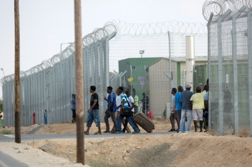 Migrants: Israël va fermer son centre de rétention, expulsions à la clé