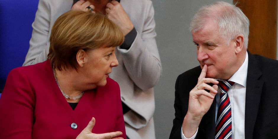 La chancelière allemande Angela Merkel est en conflit avec son ministre de l