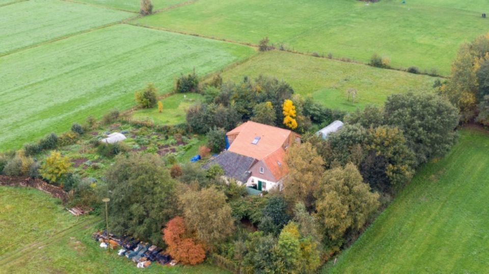Vue aérienne prise le 15 octobre 2019 de la ferme de Ruinerwold, aux Pays-Bas, où a été retrouvée la famille.