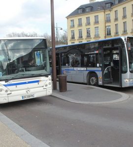 Versailles. L’homme prenait régulièrement le même bus que la jeune femme dans le but de s’approcher d’elle.
