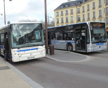 Versailles. L’homme prenait régulièrement le même bus que la jeune femme dans le but de s’approcher d’elle.
