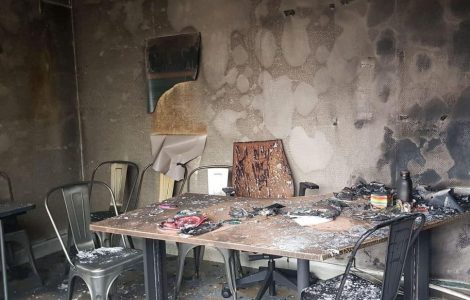 Bobigny, vendredi 24 janvier. La permanence de la liste Poing Commun de Fouad Ben Ahmed, candidat aux municipales, a été incendiée cette nuit.