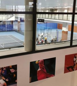 Levallois-Perret, ce samedi. Le complexe sportif Louison-Bobet sera réquisitionné à partir de ce lundi et pourrait accueillir dès mardi une centaine de migrants délogés du bidonville de la porte d’Aubervilliers.
