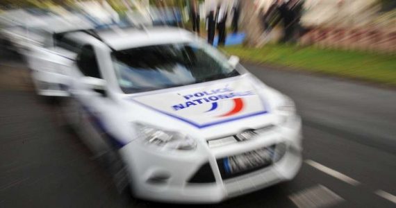 La Rochelle&nbsp;: il fonce sur la police en criant &laquo;&nbsp;Allah akbar&nbsp;&raquo;