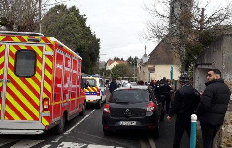 Quincy-sous-Sénart, ce dimanche 9 février 2020. Une femme est rentrée dans l’église Sainte-Croix et en a agressé une autre à la barre de fer pour un motif inconnu.