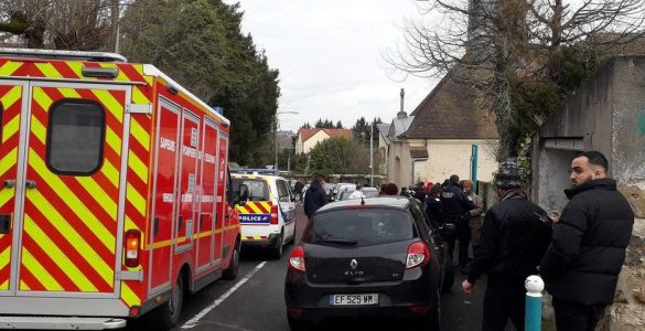 Quincy-sous-Sénart, ce dimanche 9 février 2020. Une femme est rentrée dans l’église Sainte-Croix et en a agressé une autre à la barre de fer pour un motif inconnu.