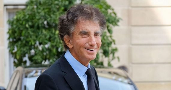 Jack Lang.
