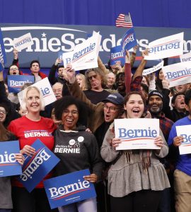 De supporters de Bernie Sanders, le 11 février à Manchester (New Hampshire). PHOTO REUTERS/Mike Segar