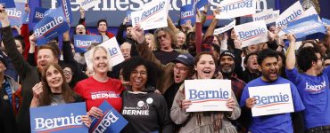 De supporters de Bernie Sanders, le 11 février à Manchester (New Hampshire). PHOTO REUTERS/Mike Segar