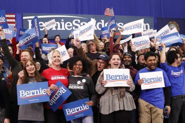 De supporters de Bernie Sanders, le 11 février à Manchester (New Hampshire). PHOTO REUTERS/Mike Segar