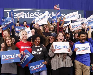 De supporters de Bernie Sanders, le 11 février à Manchester (New Hampshire). PHOTO REUTERS/Mike Segar