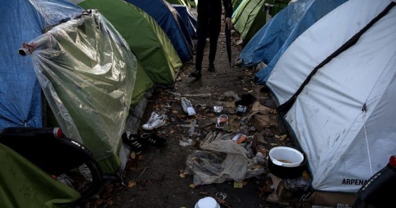 Le campement de la porte d
