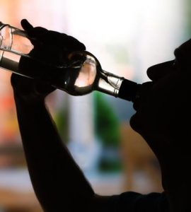 «Les violences intra-familiales [...] pourraient être la conséquence d’une consommation abusive d’alcool» dans le contexte du confinement selon le préfet Ziad Khoury.