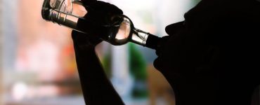 «Les violences intra-familiales [...] pourraient être la conséquence d’une consommation abusive d’alcool» dans le contexte du confinement selon le préfet Ziad Khoury.