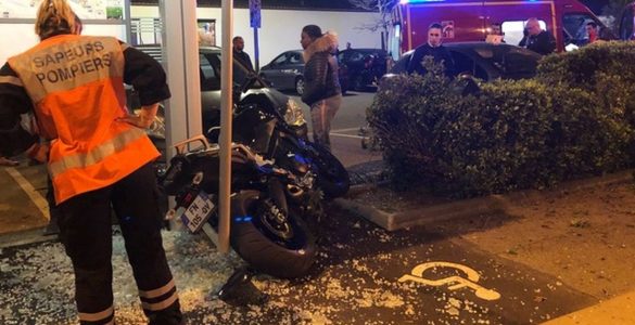 Sur une moto qui a fini sa course dans un abribus, Toufik Mazouz a mortellement heurté une dame de 73 ans, devant le supermarché Lidl, route de Lyon. Samedi, il s