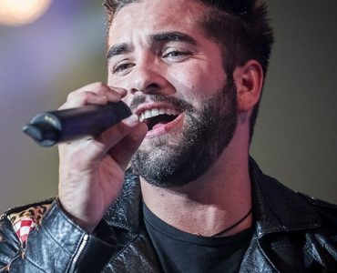 Kendji Girac rejoint The Voice Kids en tant que coach après avoir remporté la saison 3 de The Voice