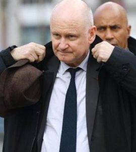 Christophe Girard, adjoint à la mairie de Paris, aurait réglé des factures de Gabriel Matzneff à l’époque de sa relation avec Vanessa Springora.