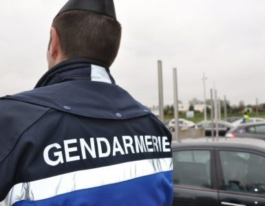 Le peloton motorisé de Laval a interpellé deux véhicules en grand excès de vitesse.