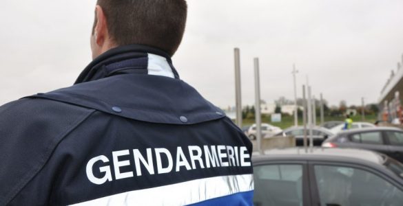 Le peloton motorisé de Laval a interpellé deux véhicules en grand excès de vitesse.