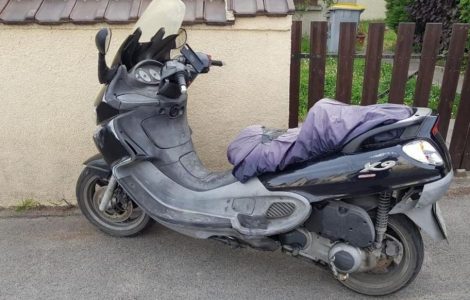 Les policiers municipaux de Vaujours-Coubron ont interpellé un mineur de 17 ans qui roulait sur ce scooter et était évadé de son centre éducatif renforcé depuis… 4 mois.