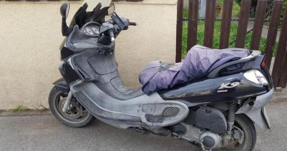 Les policiers municipaux de Vaujours-Coubron ont interpellé un mineur de 17 ans qui roulait sur ce scooter et était évadé de son centre éducatif renforcé depuis… 4 mois.