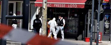 Aux policiers, la buraliste a dit avoir noté un changement de comportement chez le jeune Soudanais, devenu « aigri ».