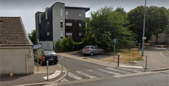 Des tirs ont visé le personnel de l