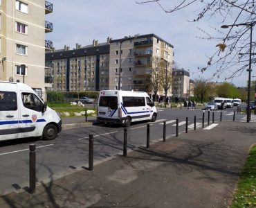 Ce mardi, une opération de police a été menée, appuyée par des CRS, dans le quartier Montaigu. Dimanche des affrontem