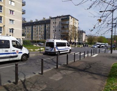 Ce mardi, une opération de police a été menée, appuyée par des CRS, dans le quartier Montaigu. Dimanche des affrontem