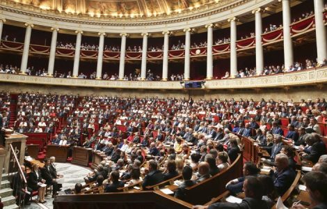 Loi Avia : pourtant décédé avant le vote, la voix d