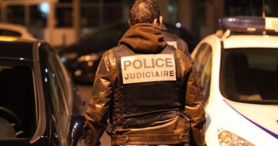 Illustration. Lundi, les policiers de la brigade de répression du banditisme de Versailles ont interpellé les deux frères à leur domicile de Leuville-sur-Orge (Essonne).