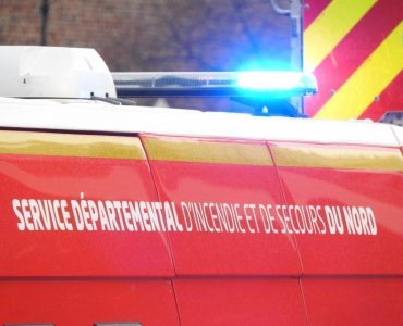 Les pompiers sont intervenus pour un accident entre une motocross et une voiture à Hem.