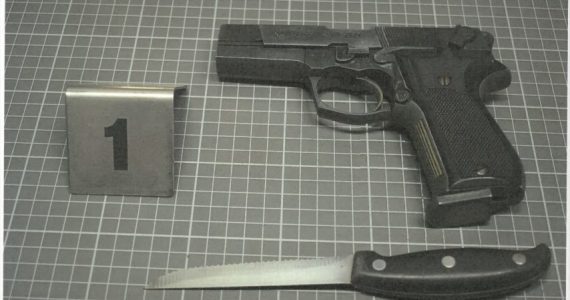 À Dieppe (Seine-Maritime), une mineure de 13 ans a menacé avec un pistolet deux éducatrices venues la raccompagner dans son foyer.