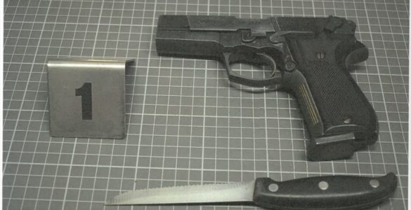 À Dieppe (Seine-Maritime), une mineure de 13 ans a menacé avec un pistolet deux éducatrices venues la raccompagner dans son foyer.