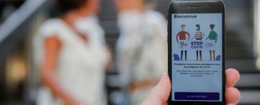 L’application StopCovid sur un écran de smartphone, le 2 juin.