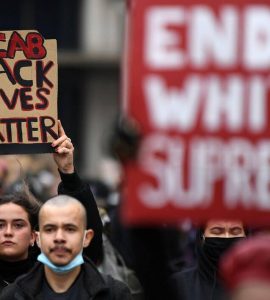 Les maillots de tous les joueurs arboreront le slogan antiraciste « Black Lives Matter ».