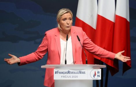 Le slogan «Réveillez-vous», utilisé par Marine Le Pen à Fréjus, est-il le même que celui utilisé par le parti nazi ?