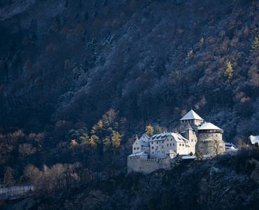 Les électeurs du Liechtenstein disent non à la double nationalité
