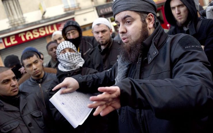 Groupuscule islamiste Forsane Alizza : l’assignation à résidence de son ex-chef maintenue