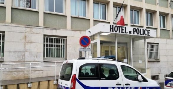 Gard : un homme prévoyant une attaque terroriste au commissariat d'Alès placé en garde à vue dans le Nord