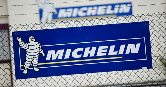 Pourquoi le bonhomme Michelin est-il blanc ?