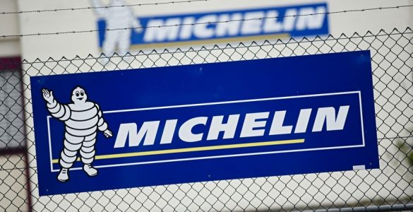 Pourquoi le bonhomme Michelin est-il blanc ?