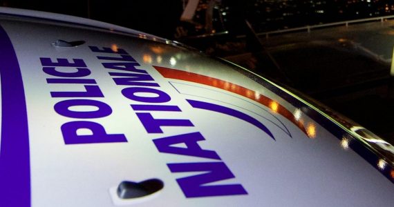 Calais: échanges de coups de couteau entre migrants vendredi soir, place d’Armes