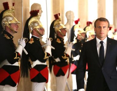 Communautarisme, laïcité… au Panthéon, Macron veut tenter de reprendre la main