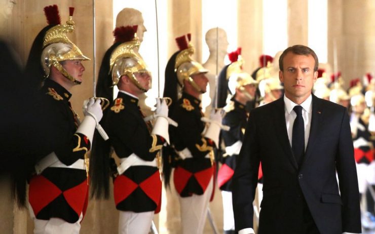 Communautarisme, laïcité… au Panthéon, Macron veut tenter de reprendre la main