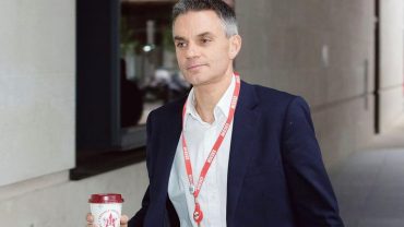 Le patron de la BBC tacle les humoristes de gauche