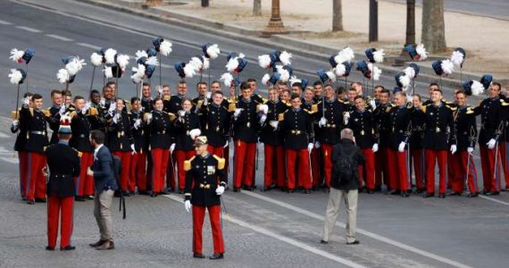 Saint-Cyr veut renforcer « l’épaisseur humaine » des officiers