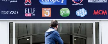La possible nomination d’un ancien de « Valeurs actuelles » à la tête du service politique d’Europe 1 provoque des remous