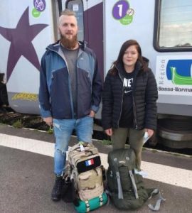 Victimes d’agressions, deux jeunes décident de quitter Cherbourg pour retrouver goût à la vie